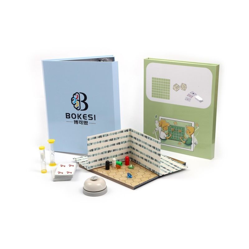 木製のゲームボードセット 子供のためのチェスとボードゲーム 娯楽用材料 紙プラスチック